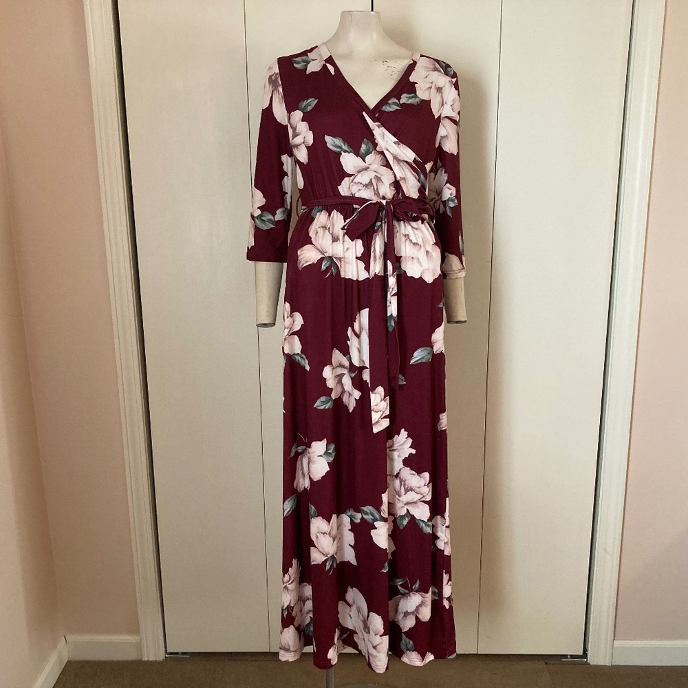 Zattcas 3/4 Sleeve Dress MEDIUM Maroon With Multi Floral With matching belt